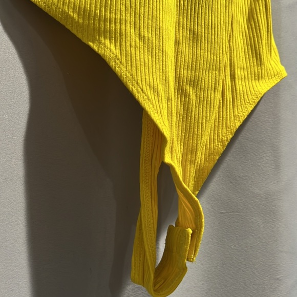 H&M Ribbed Thong Bodysuit - Picture 4 of 6